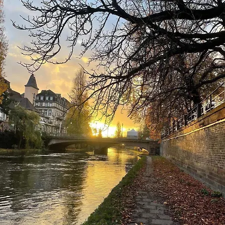 & Hyper Centre De - Proche Cathedrale & Petite France Apartment *