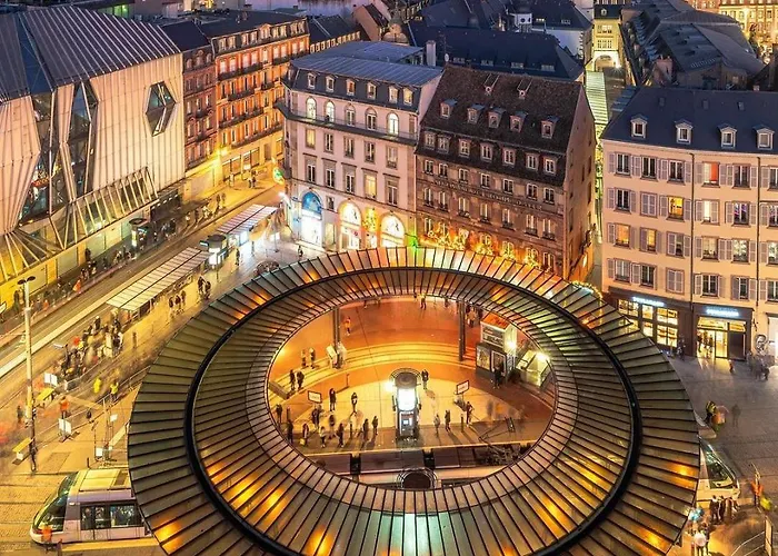 & Hyper Centre De - Proche Cathedrale & Petite France Appartement